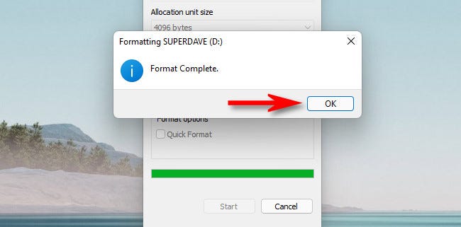 如何在Windows11上格式化硬盘驱动器或SSD？